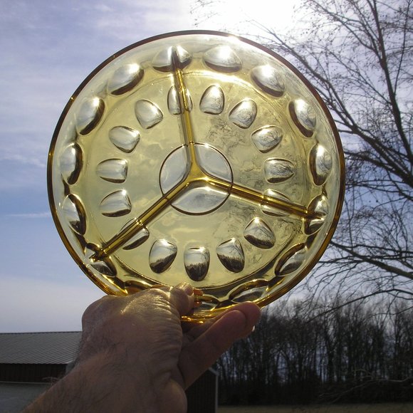 Vintage 8" Divided Amber Relish/ Candy Dish - Picture 2 of 6